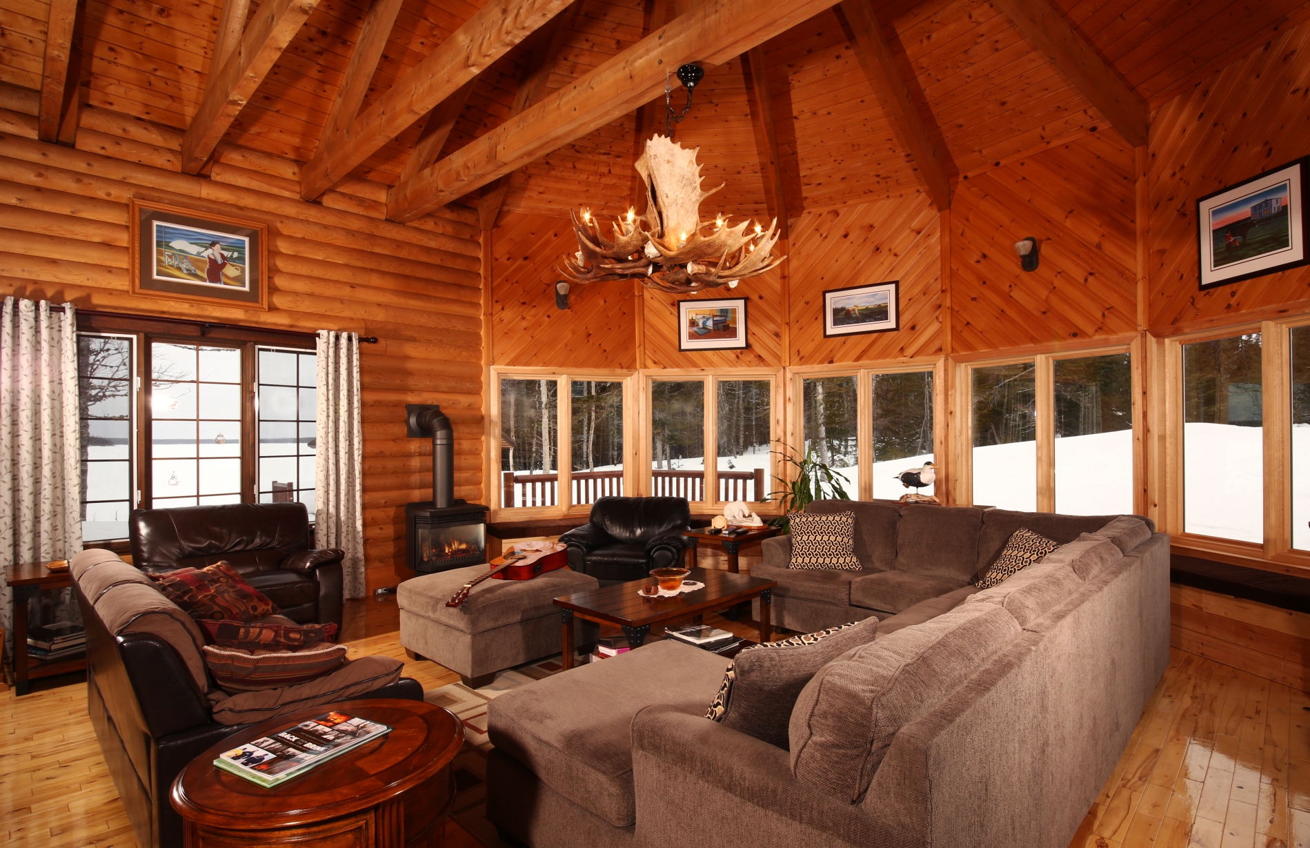 Charming Lodge Accommodations